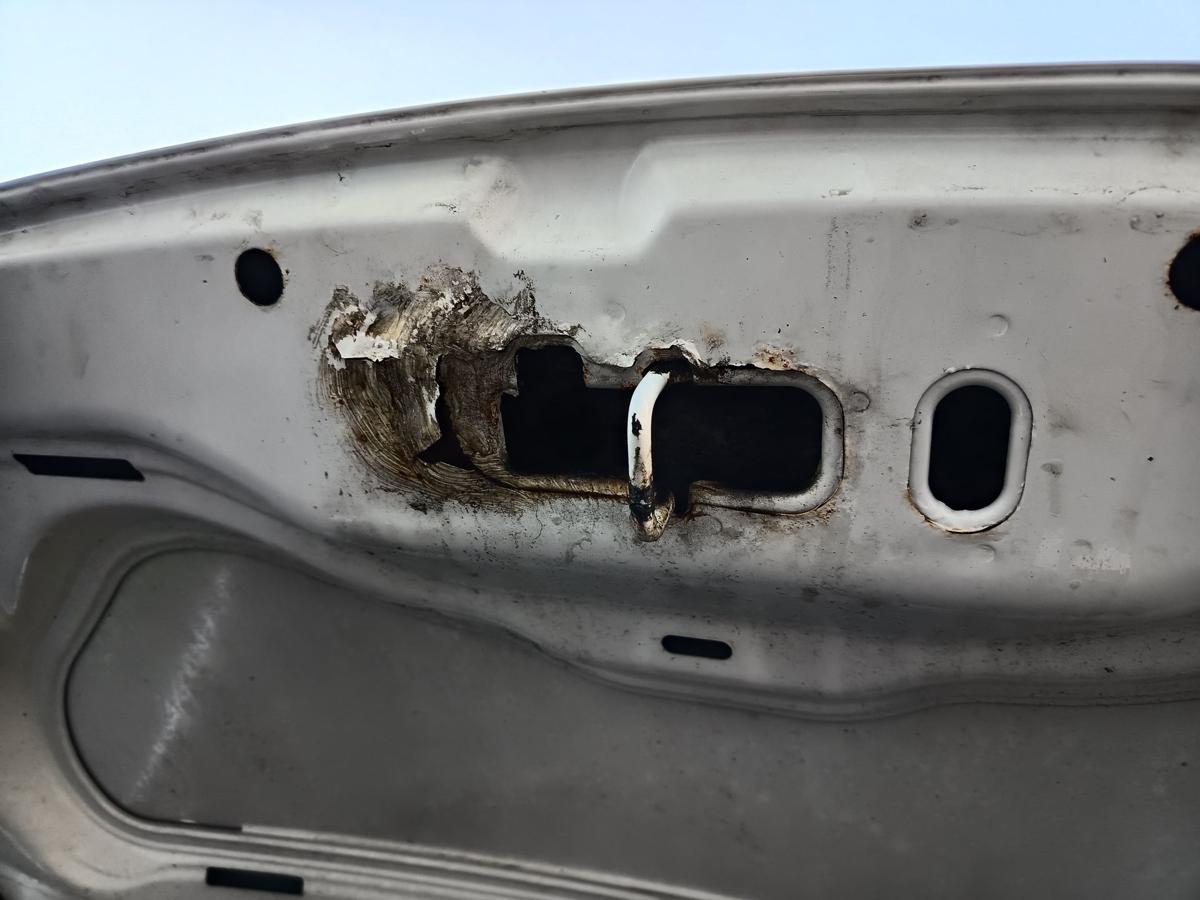 Ford KA RU8 orig Motorhaube Klappe Front 3trg Crystal Wei&szlig; Bj 2009